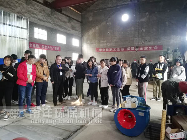 �ι����쳵��